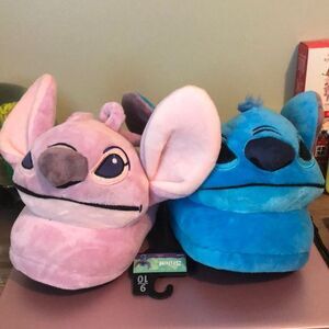 Disney lilo and stitch slippers size 9/10 NWT